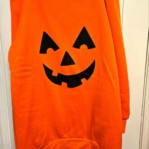 Halloween costume pumpkin